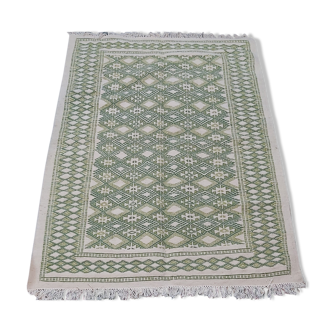 Traditional handmade green and white carpet 126x182cm