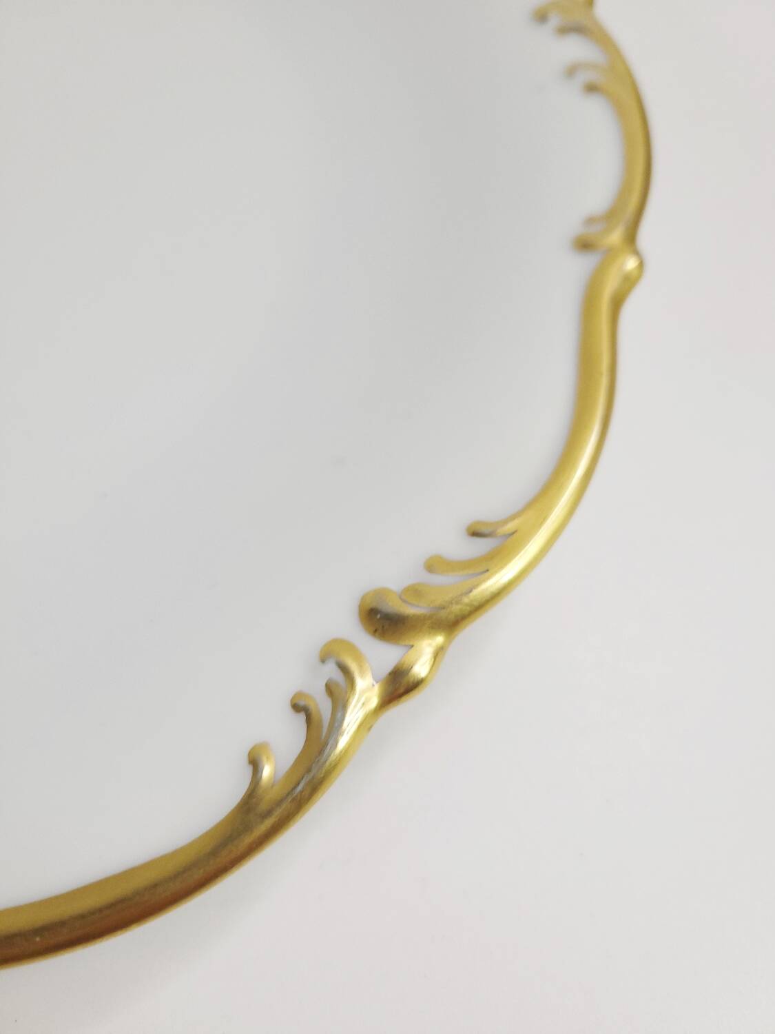 Pair of antique flat plates in gilded porcelain – Tirschenreuth