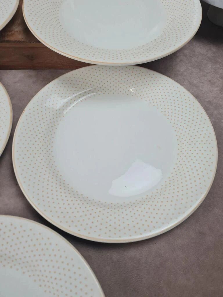 Assiettes Gien modernistes à pois dorés – lot de 9