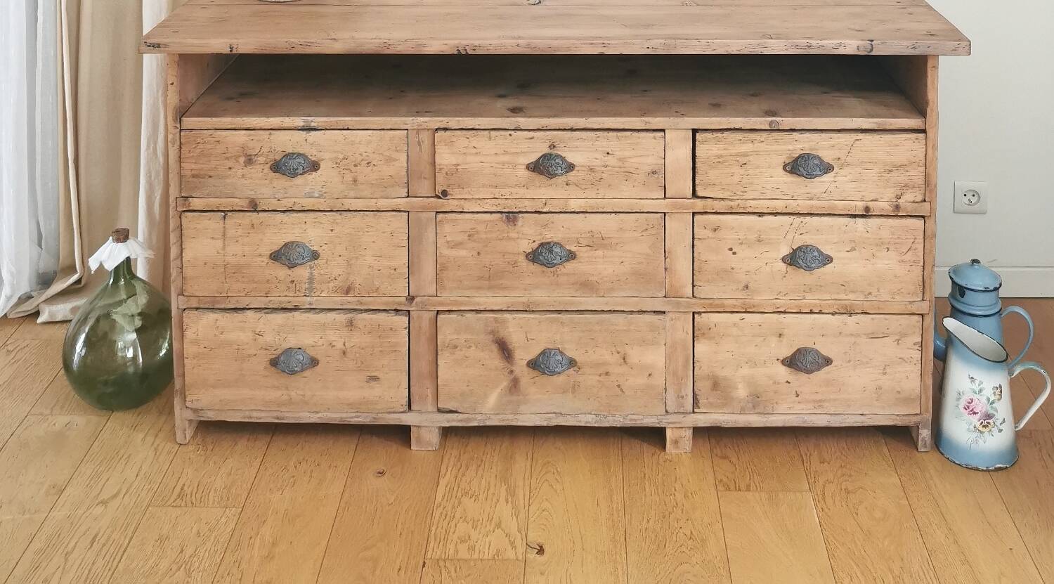 9-drawer craft cabinet