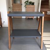 Very fifties console with compass feet