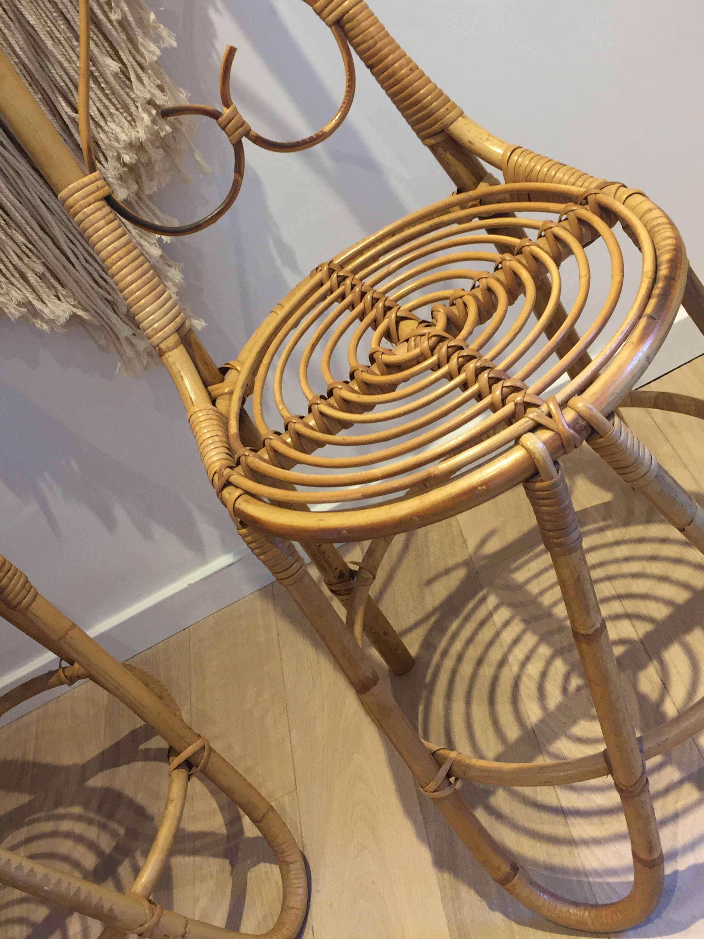 Lot of two rattan chairs