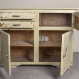 Vintage chest of drawers