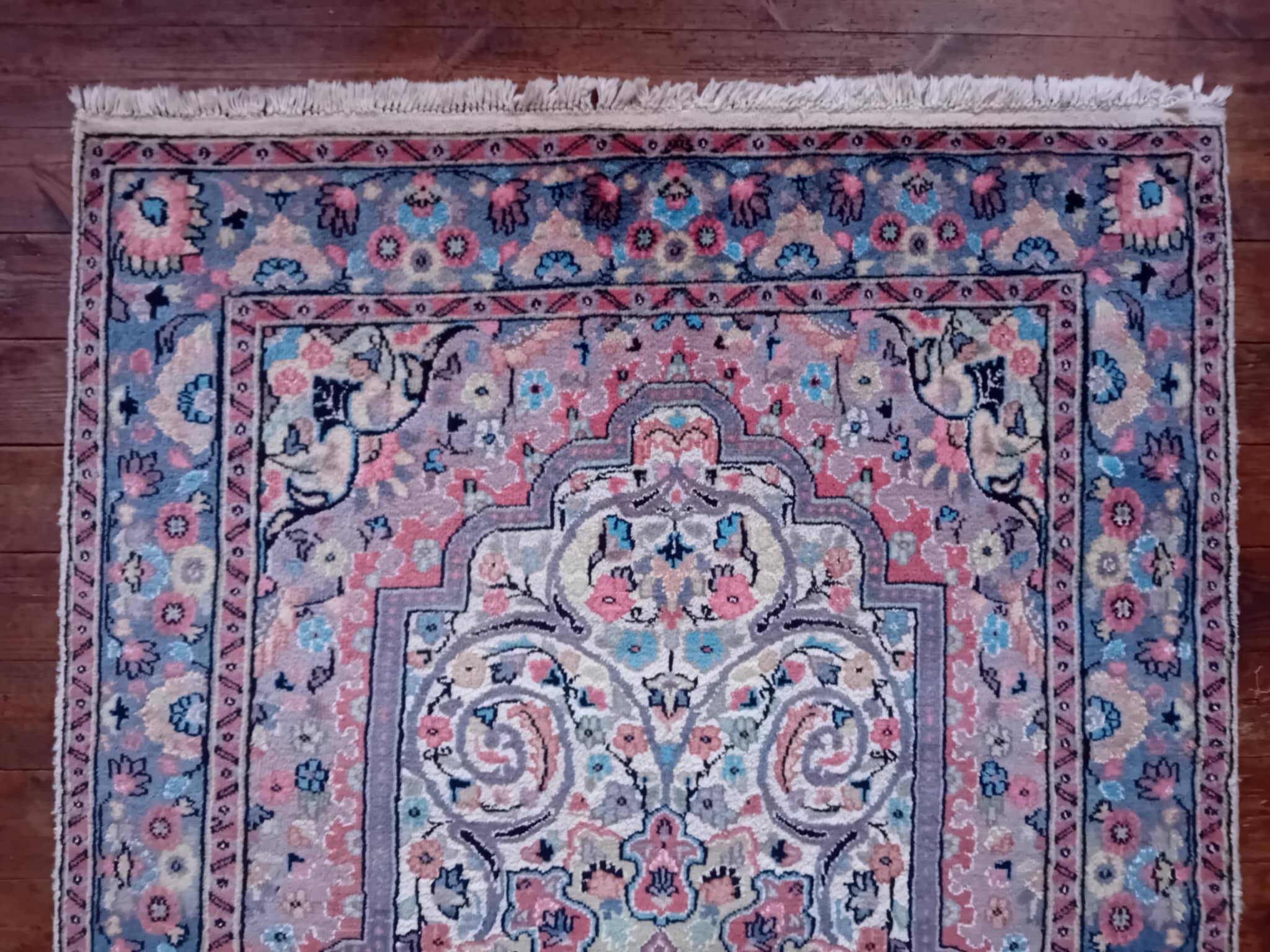 Handmade Pakistani Punjabi Rug 187x129cm