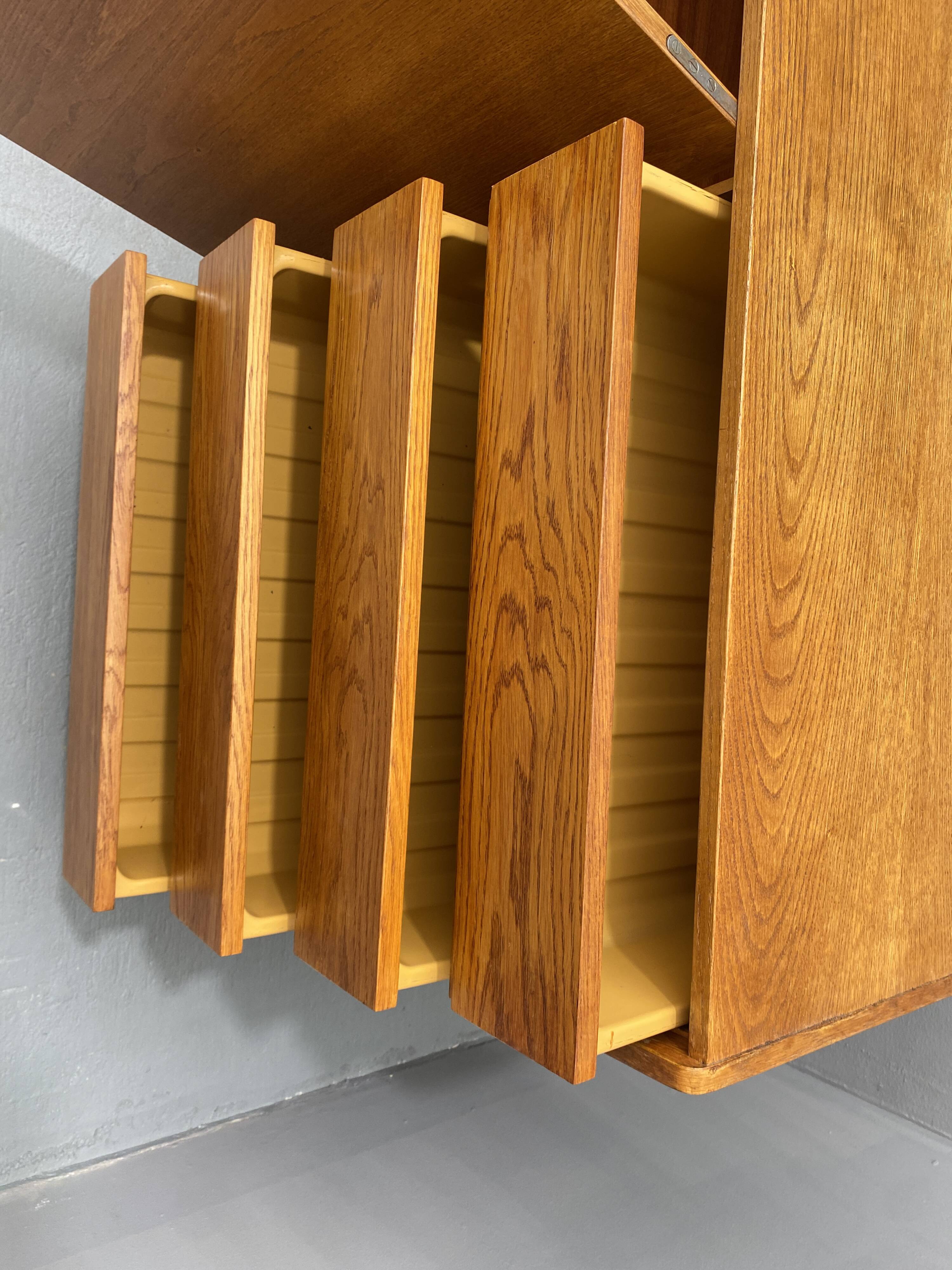 Enfilade vintage U-460 par Jiří Jiroutek pour Interiér Praha, Tchécoslovaquie