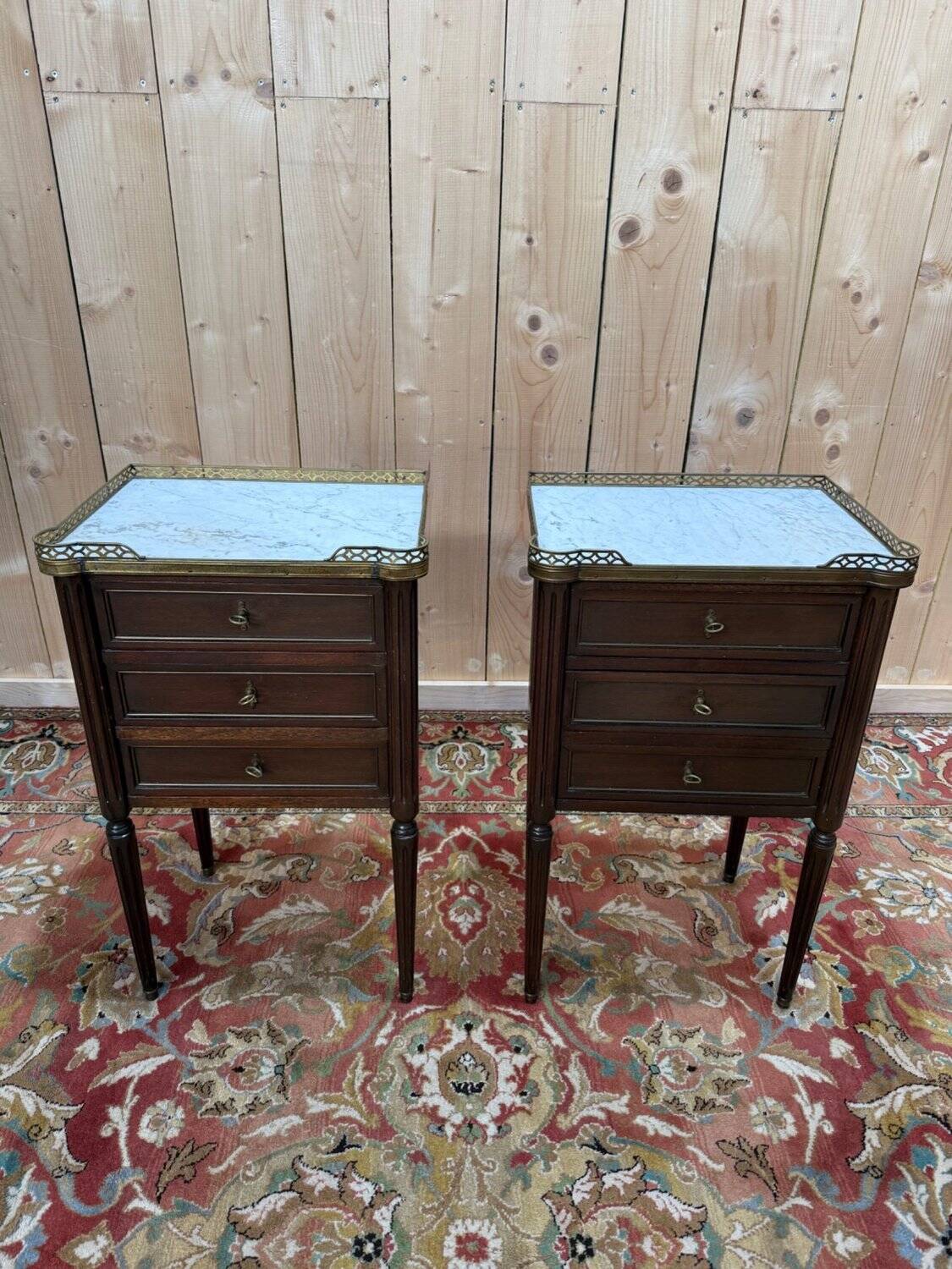 Pair of Louis XVI bedside tables in solid mahogany.