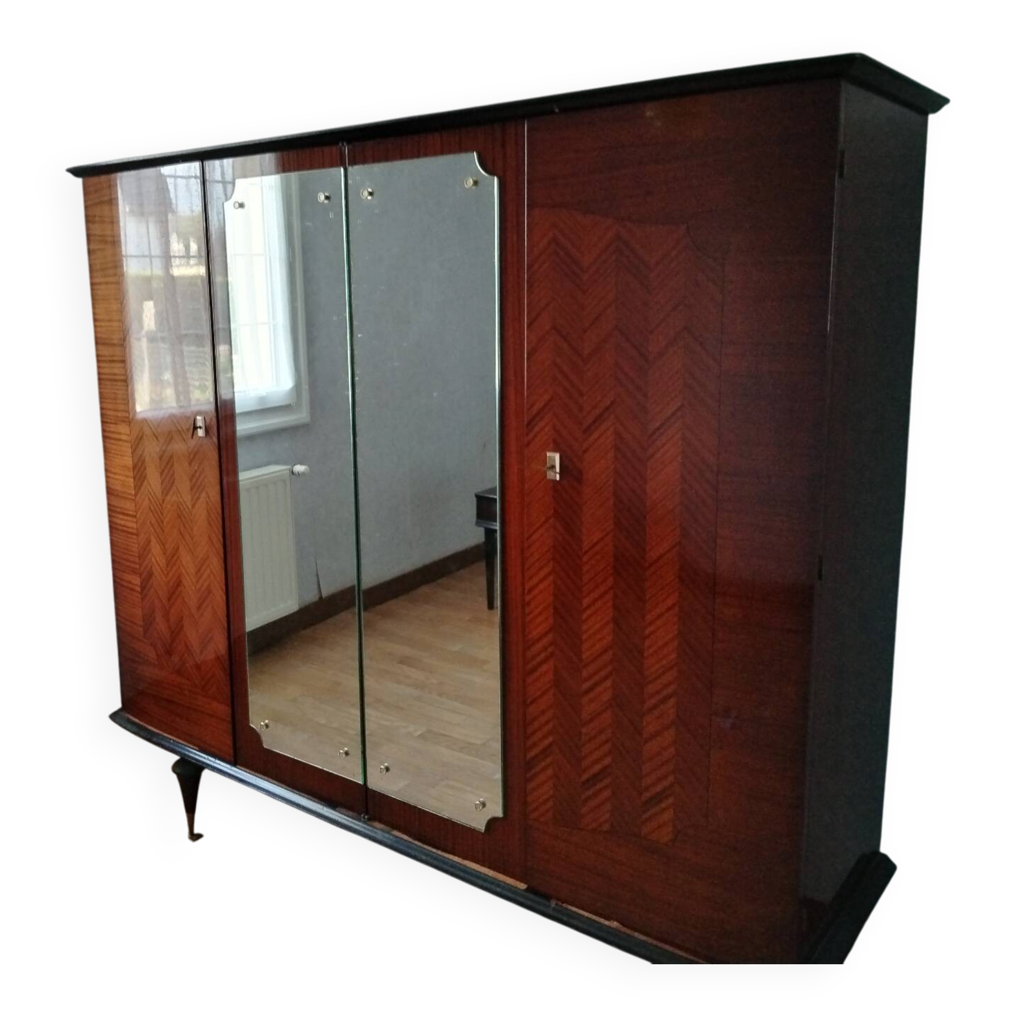 Vintage 1950s wardrobe – Tapered legs