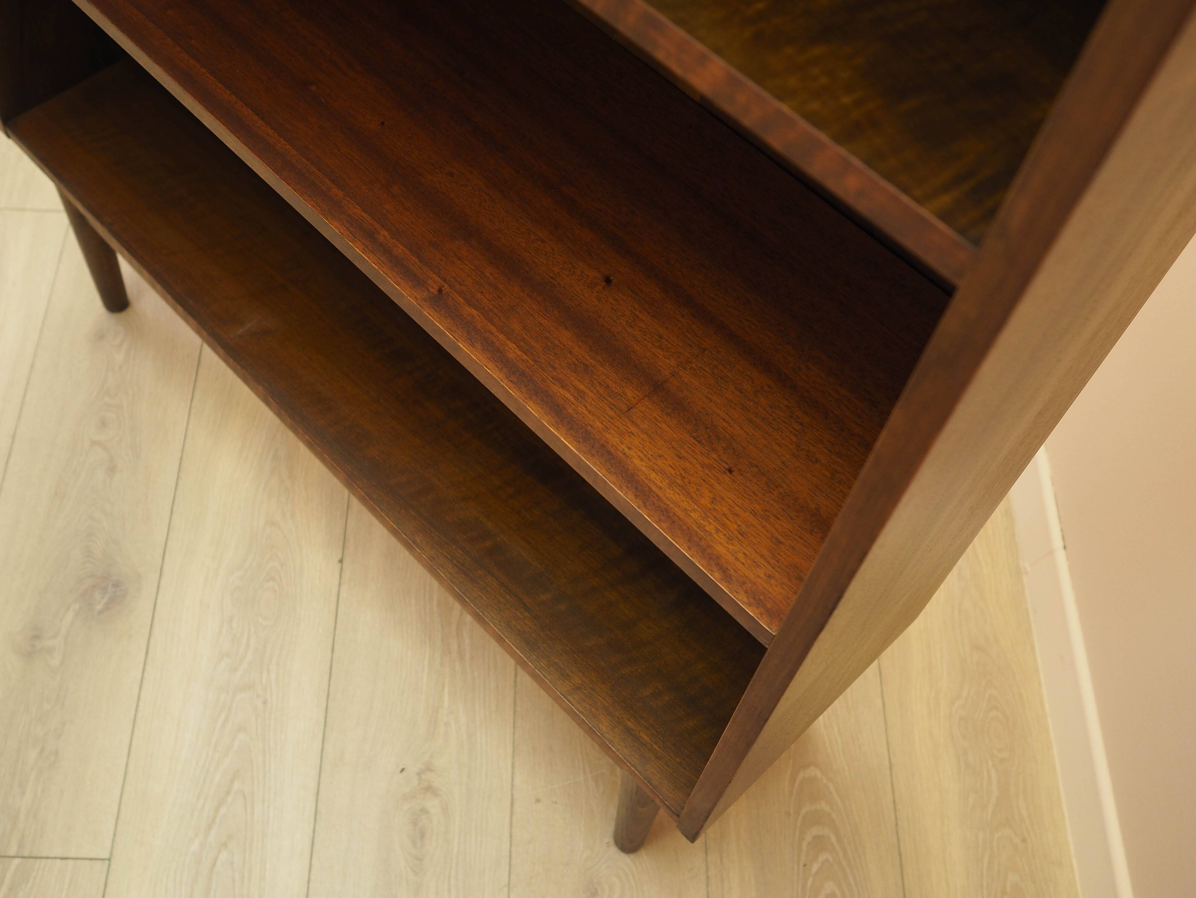 Walnut bookcase, Danish design, 1970s, designer: Johannes Sorth