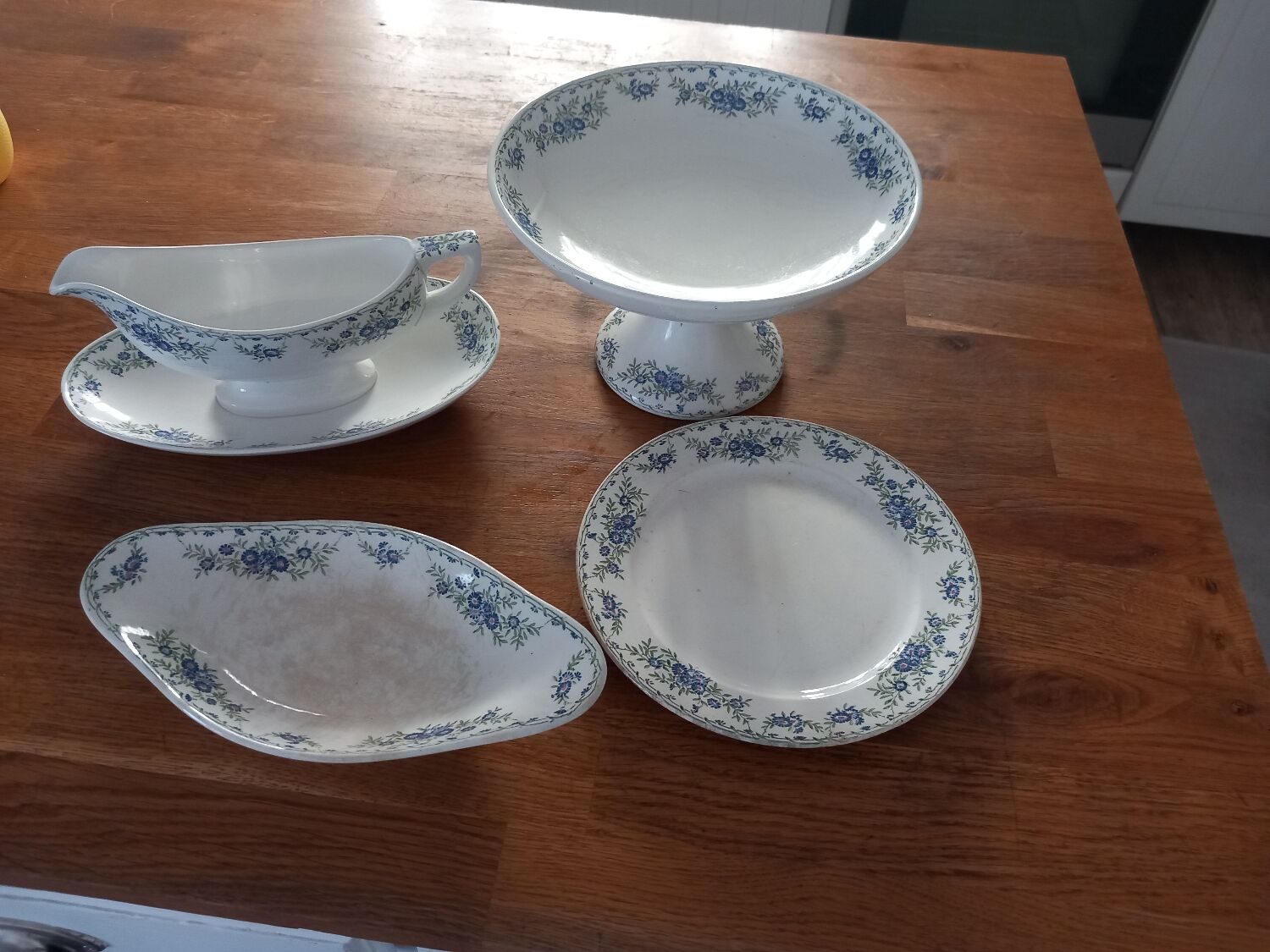 Set 4 pieces iron earth. Marguerites u&c sarreguemines