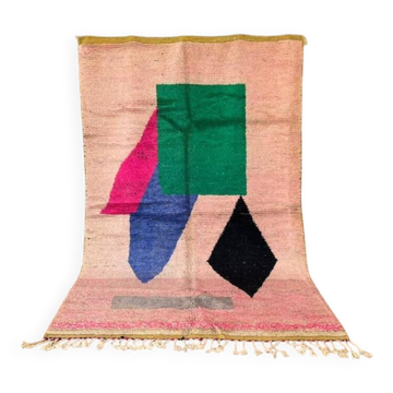 Off-white Moroccan rug with colorful patterns, 250cm x 150cm