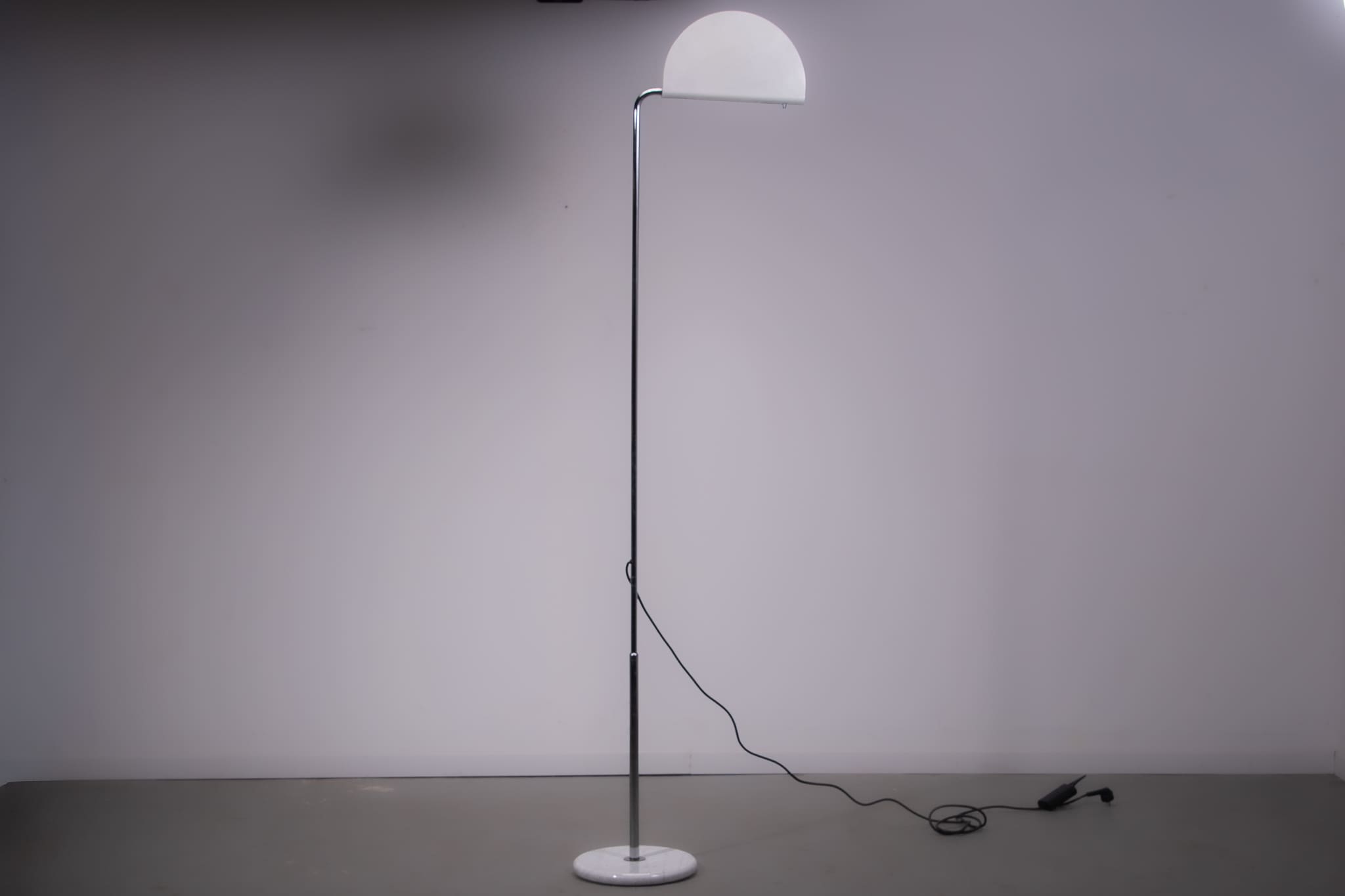 Mezzaluna floor lamp by Bruno Gecchelin for Skipper