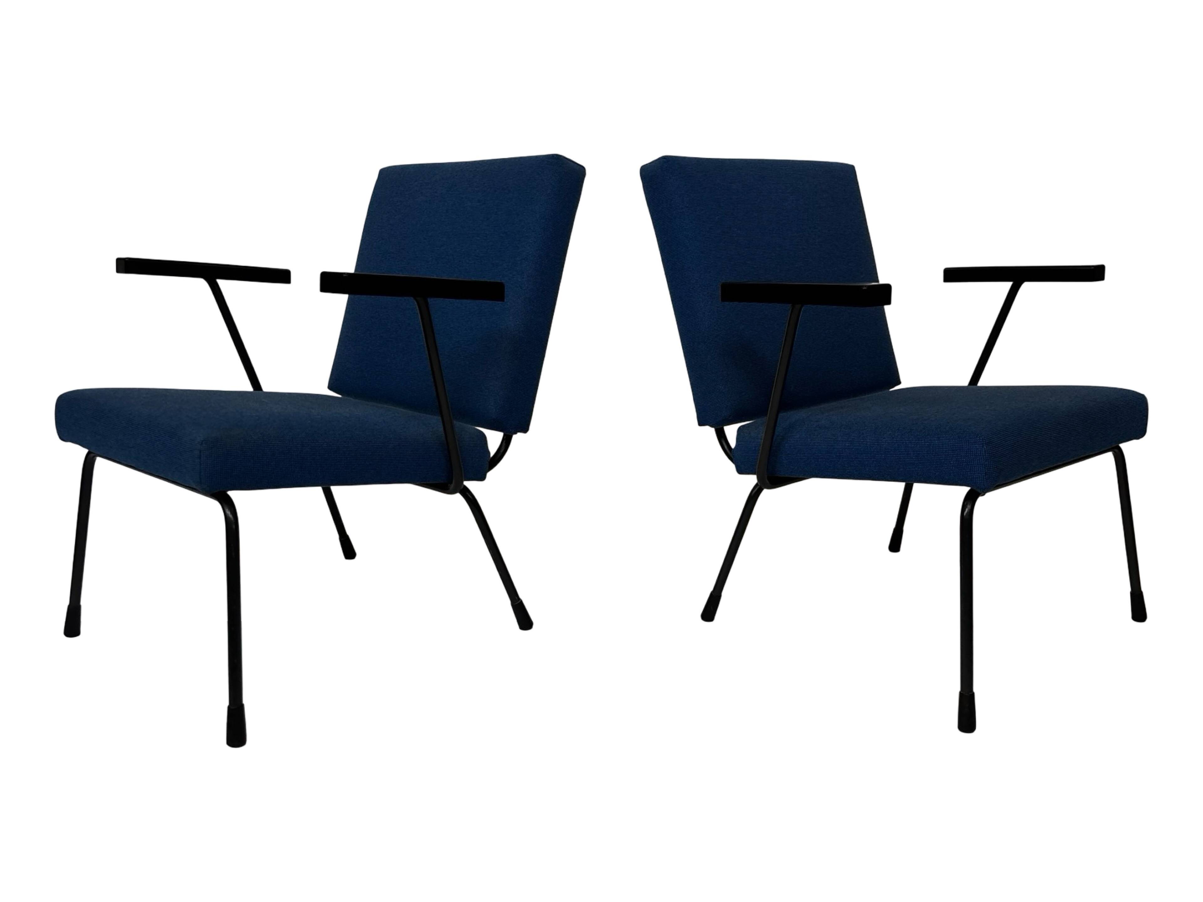Ensemble vintage de deux fauteuils Gispen 1401 W Rietveld Design