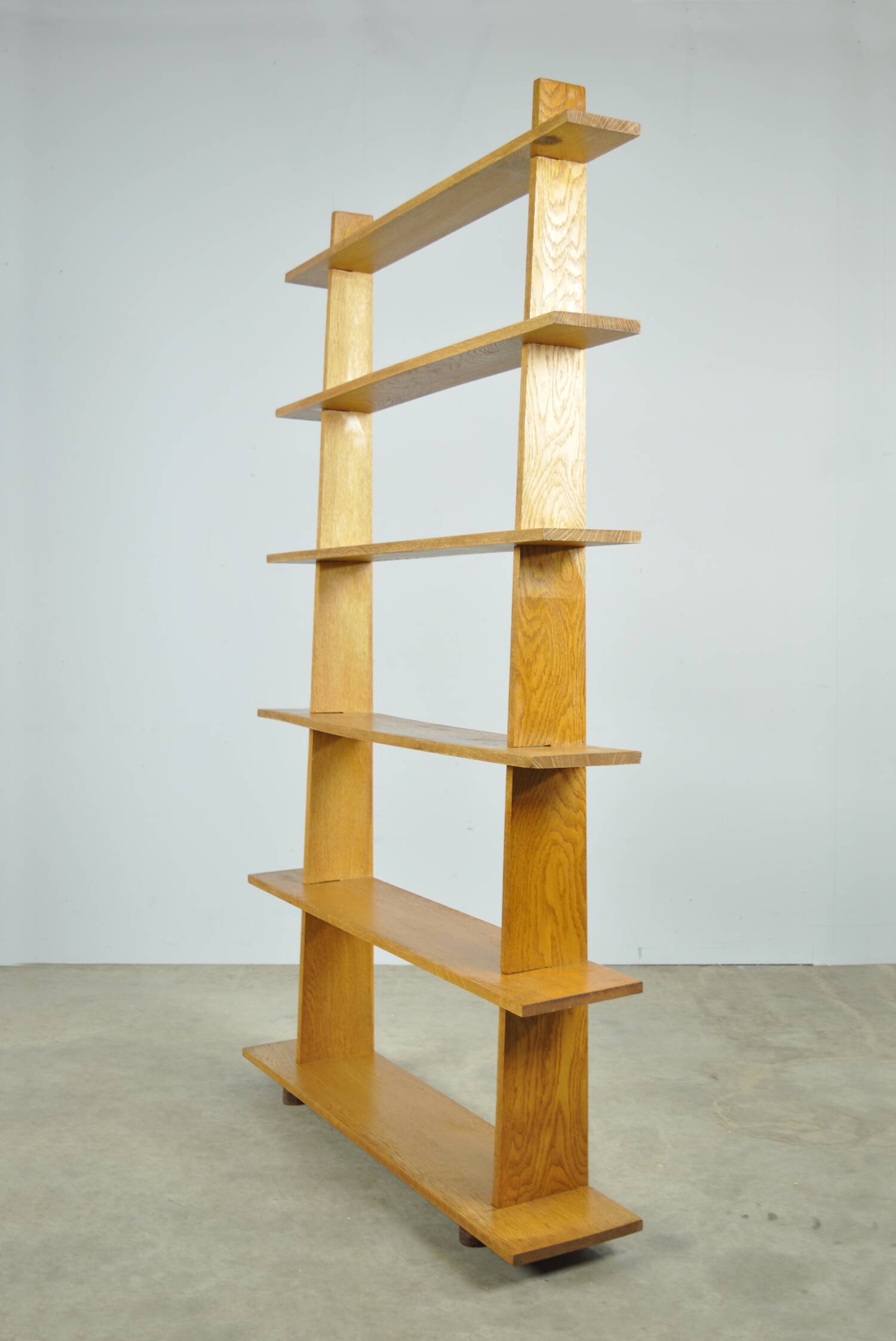 Handcrafted oak bookcase, 1970s