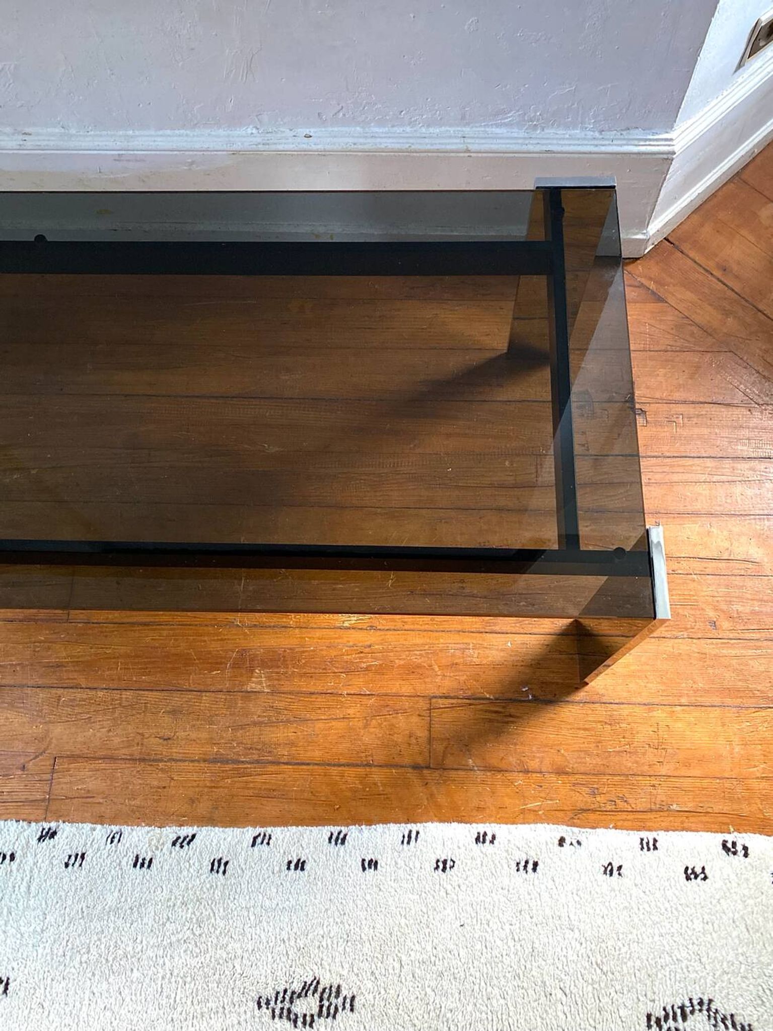 Table basse rectangulaire Italienne en verre fumé vintage 1970