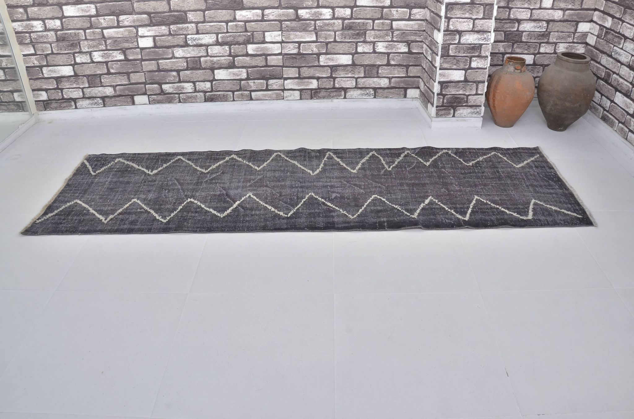 Tapis décoratif ancien en pompons sku 3826