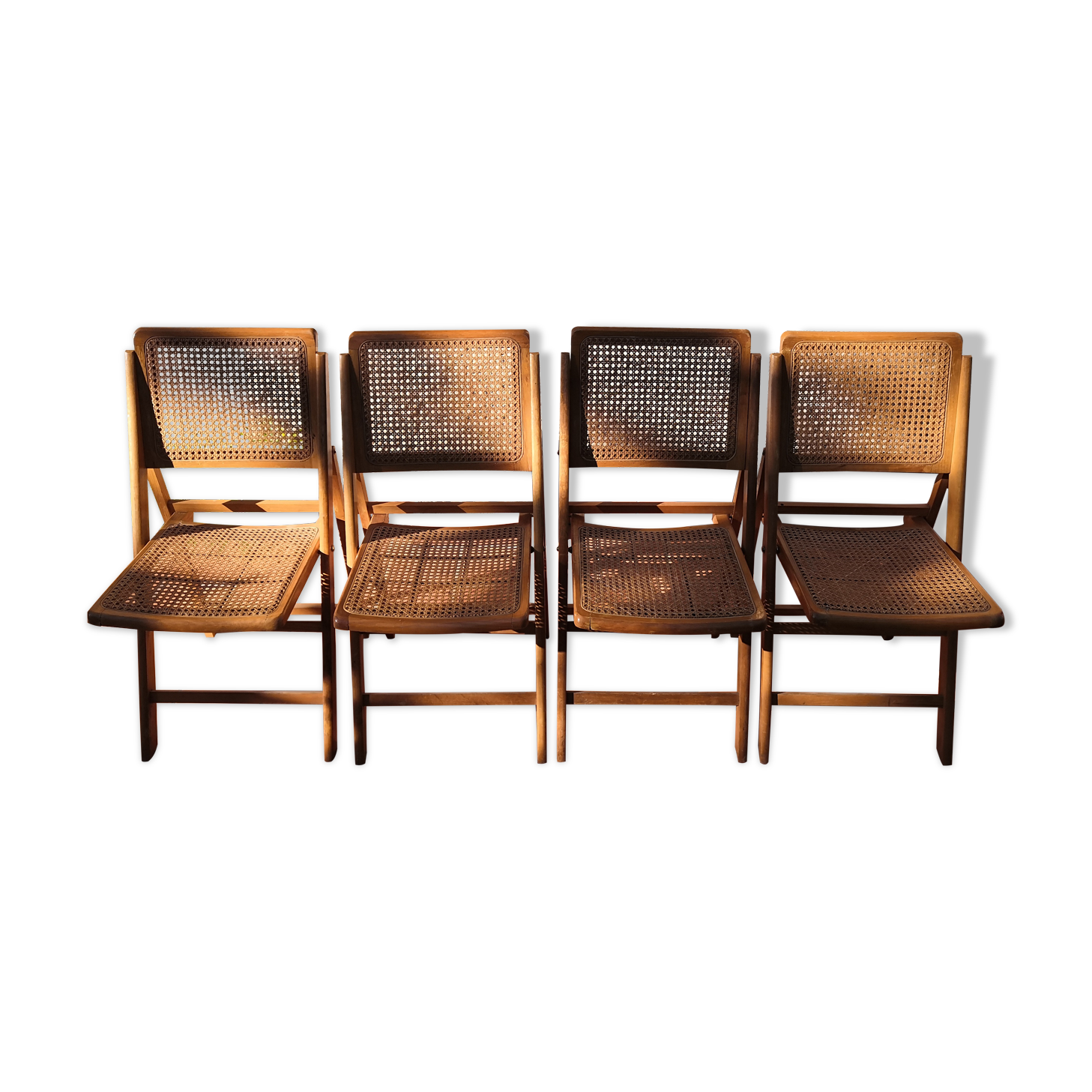 Suite of 4 folding chairs cannage 60s vintage