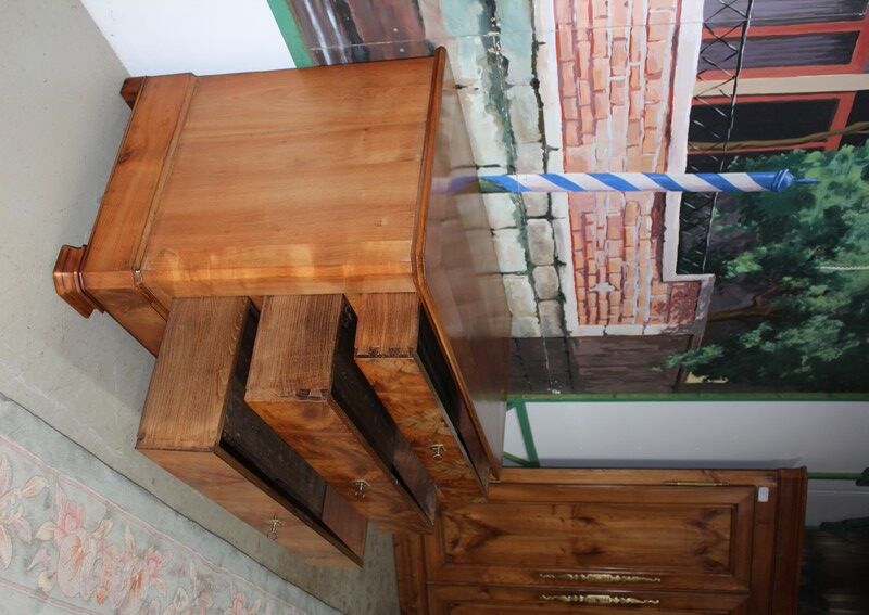 1900 cherrywood Dresser