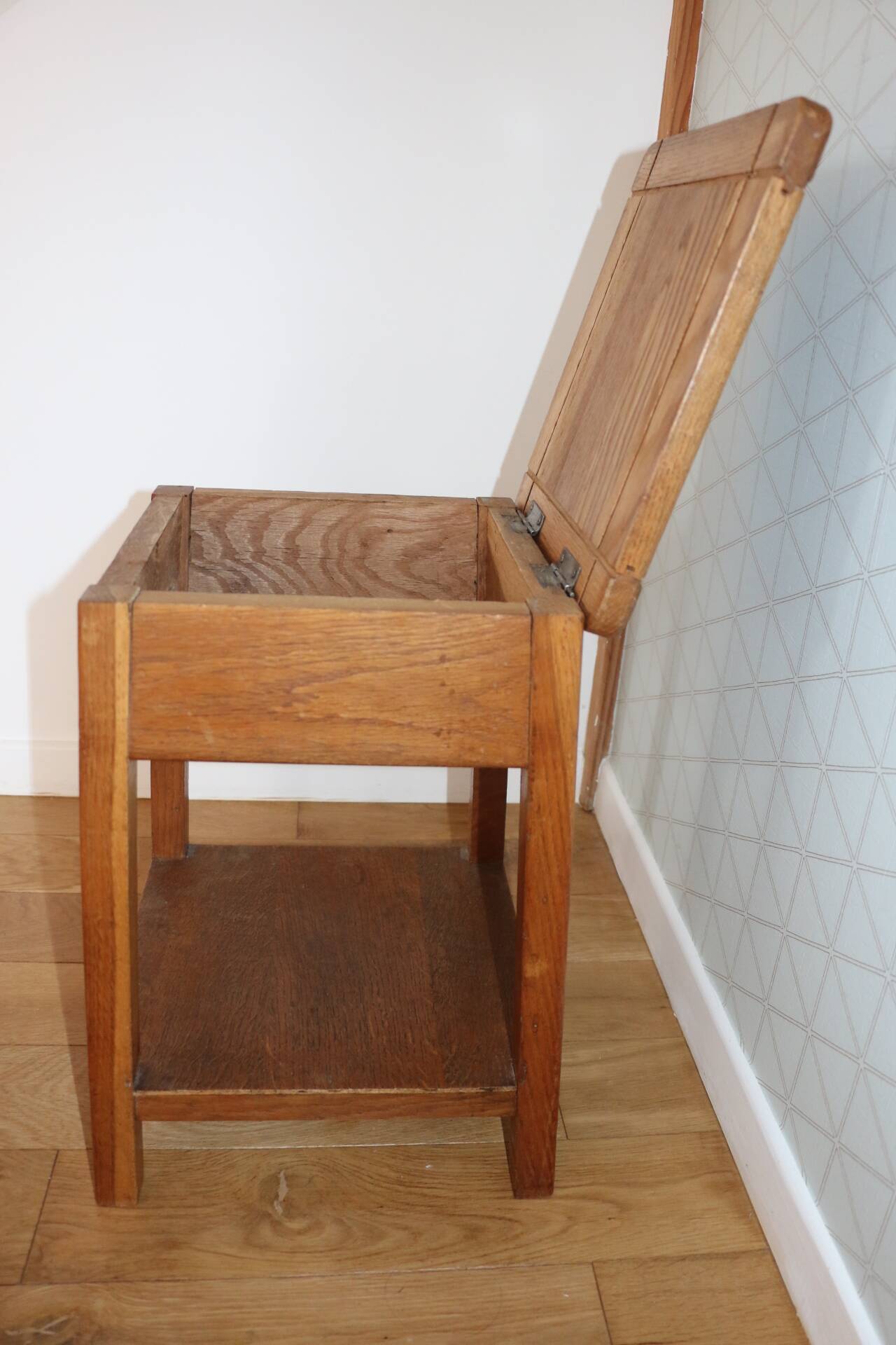 Tabouret/chevet chêne reconstruction