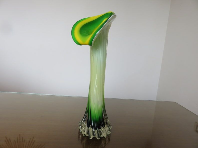 Vase soliflore arum in Murano glass yellow and green 60s 70s
