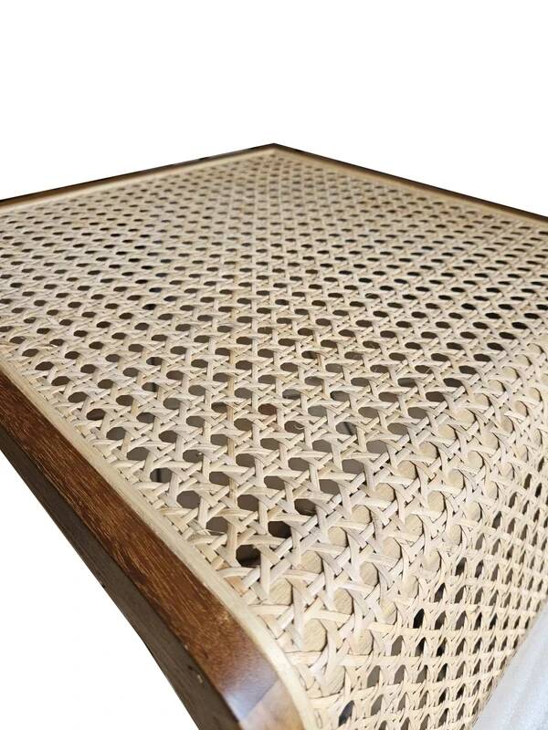 Table d’appoint de lit en bois et rotin en bois de teck