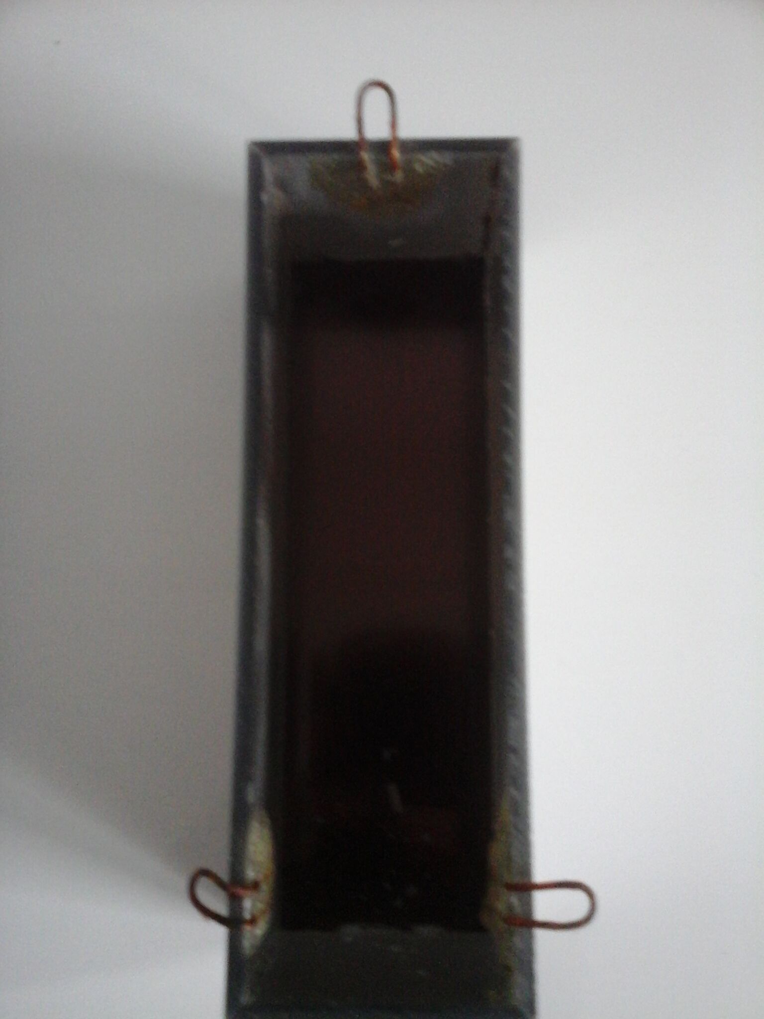 Vintage "I" sign letter