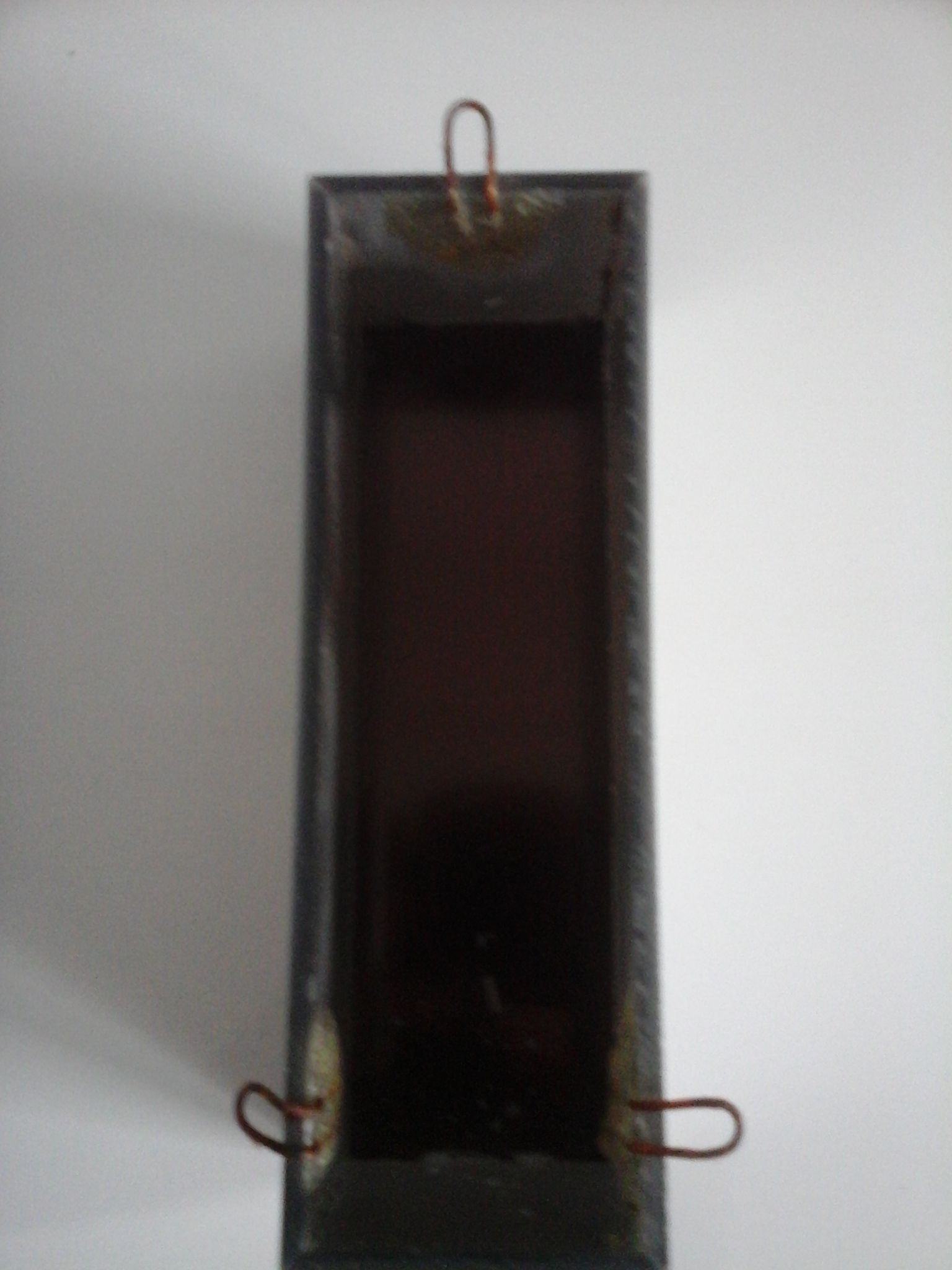 Vintage "I" sign letter