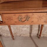 Small office early century has pyrograved décor