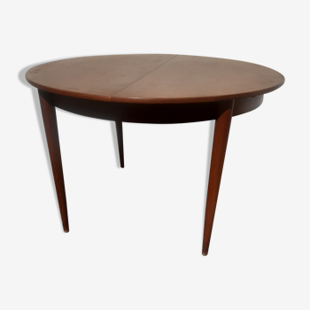 Table scandinave extensible