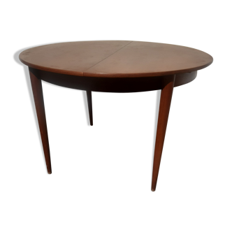 Table scandinave extensible