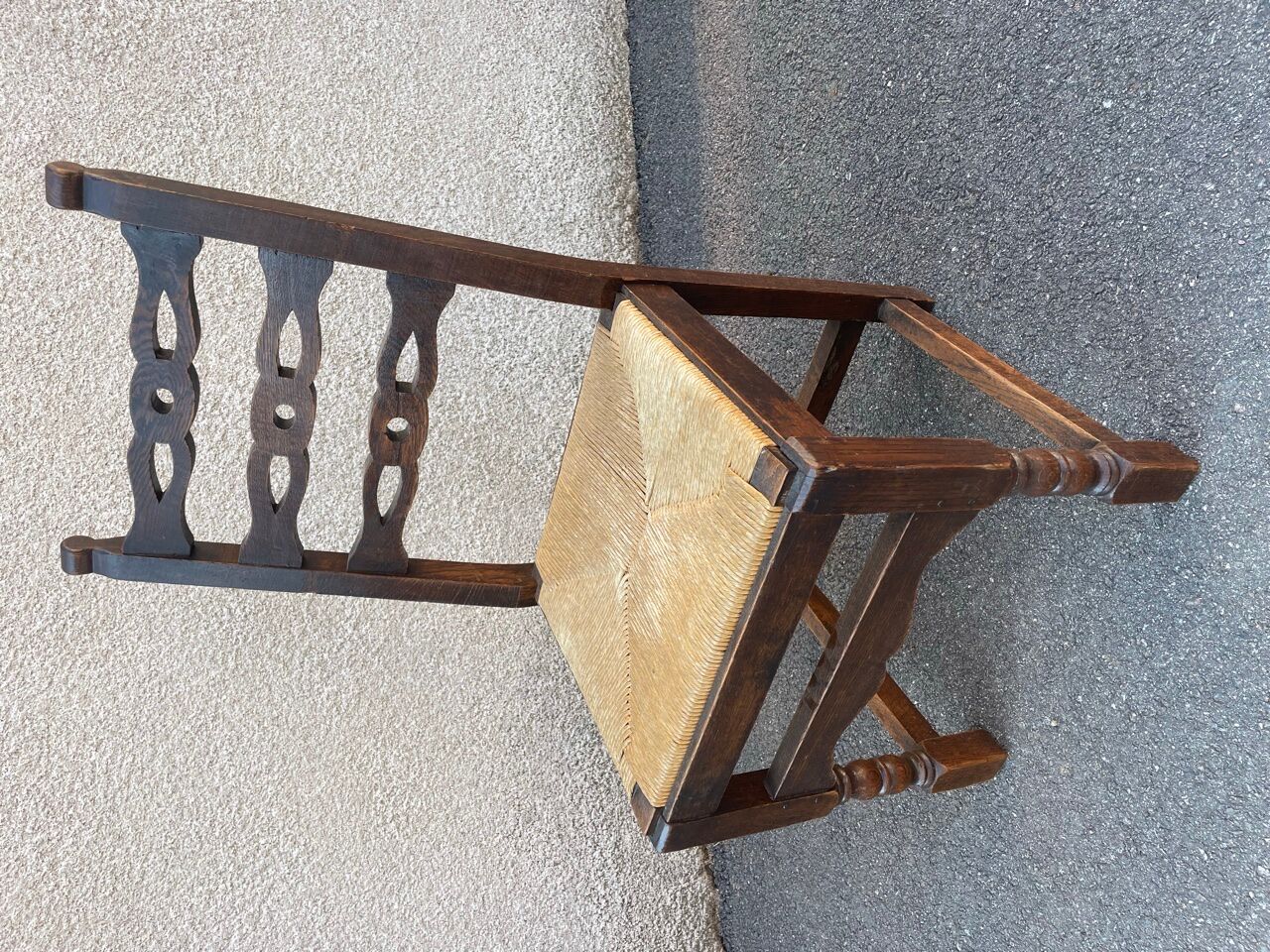 Rustic dining room chairs