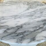 Eero Saarinen coffee table, oval, "Tulip" by Knoll International, circa 70's