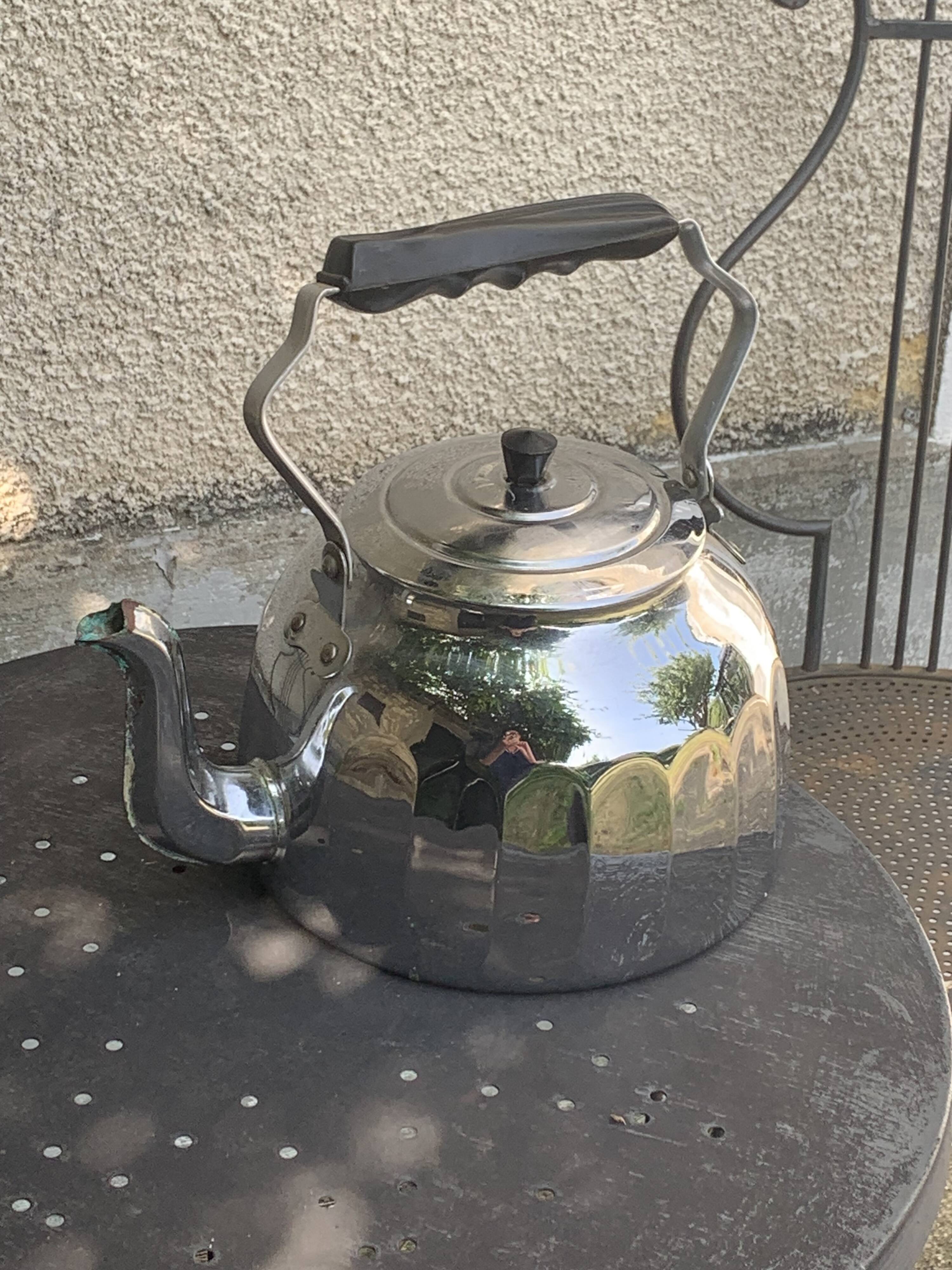 Large kettle, in chrome copper, menesa, vintage and collector's black bakelite handle