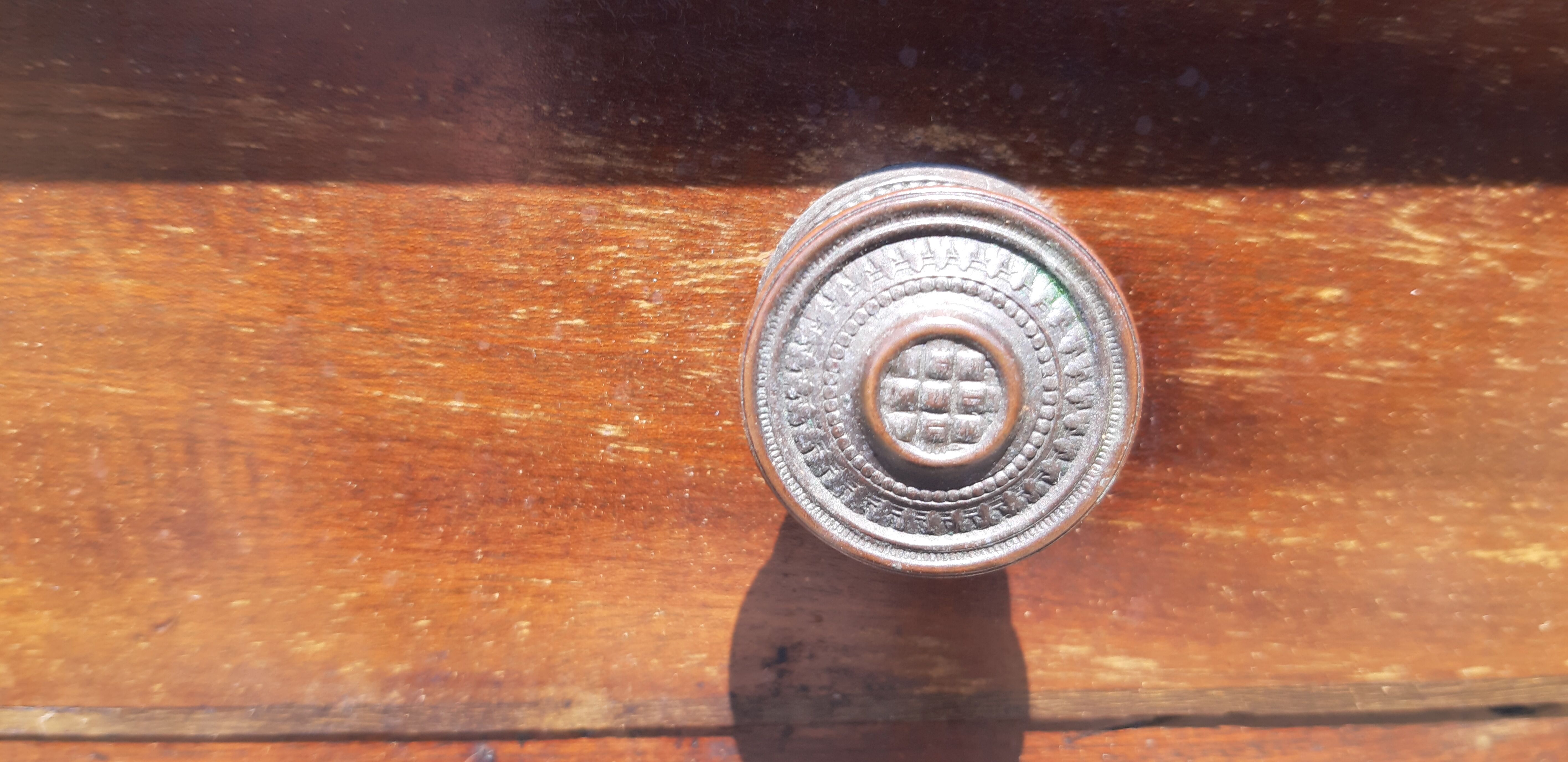 Mahogany shutter table, flaps and 1 drawer