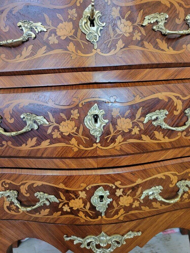 Petite commode Louis XV