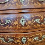 Petite commode Louis XV