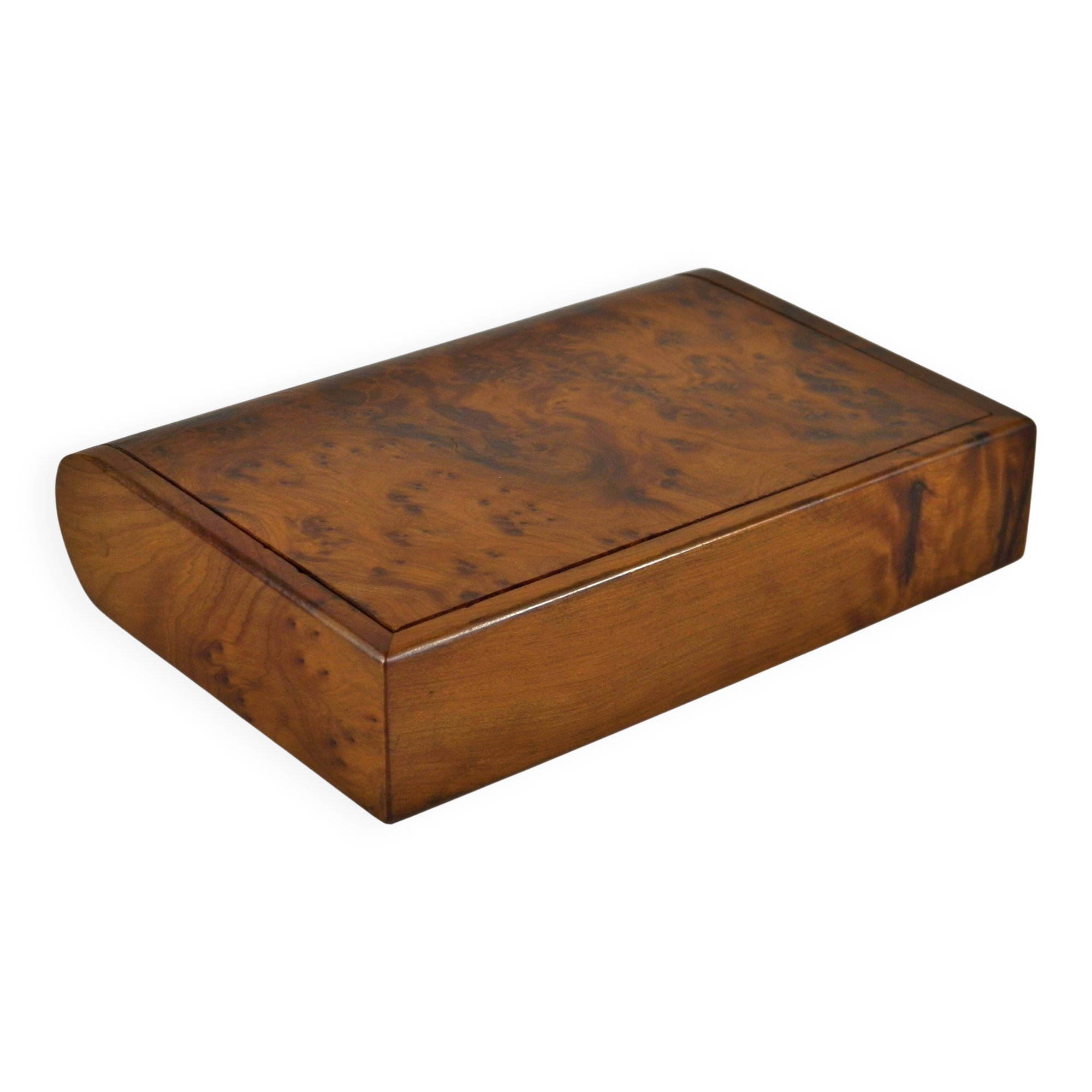 Cigarette box in thuya burl