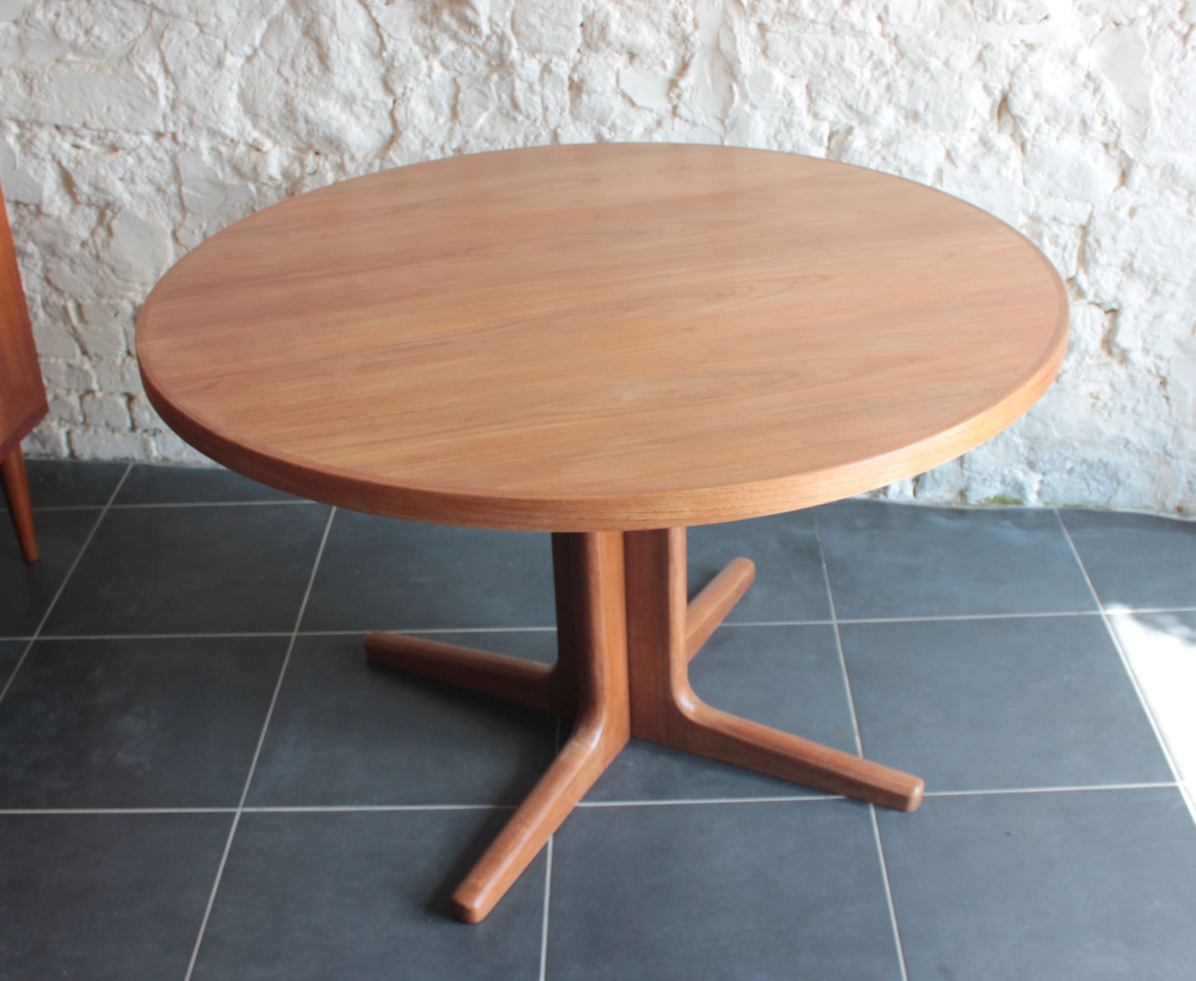 Dining room set Mobelfabrik table and chairs "Juliane" by Johannes Andersen, 1960s