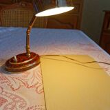 Desk lamp