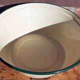 Enamelled sheet metal basin