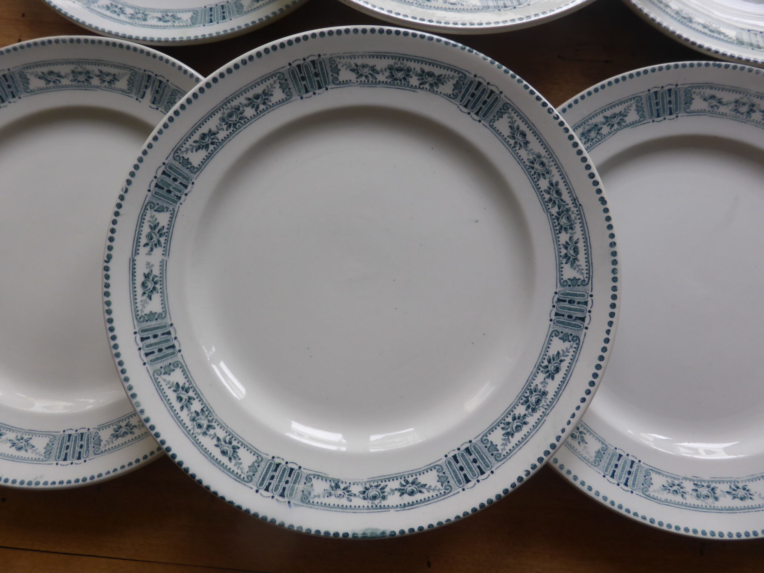 6 plates dessert in iron earth Moulin des loups model Pasteur