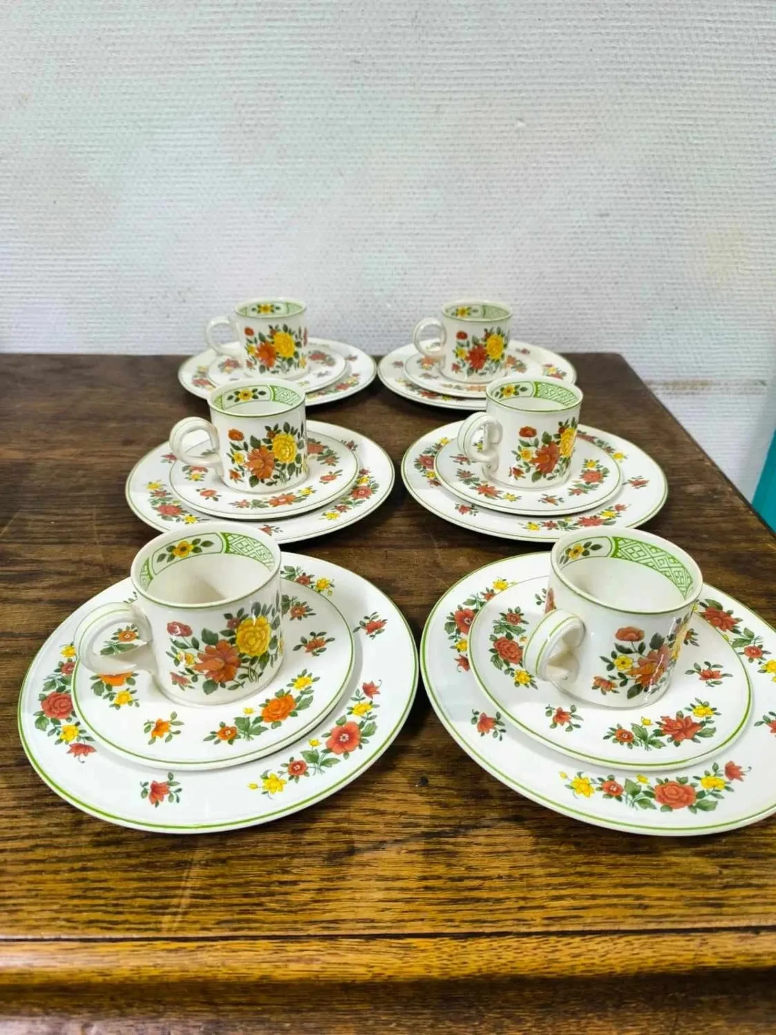 Set of 6 cups, saucers and dessert plates Villeroy and Boch Summer