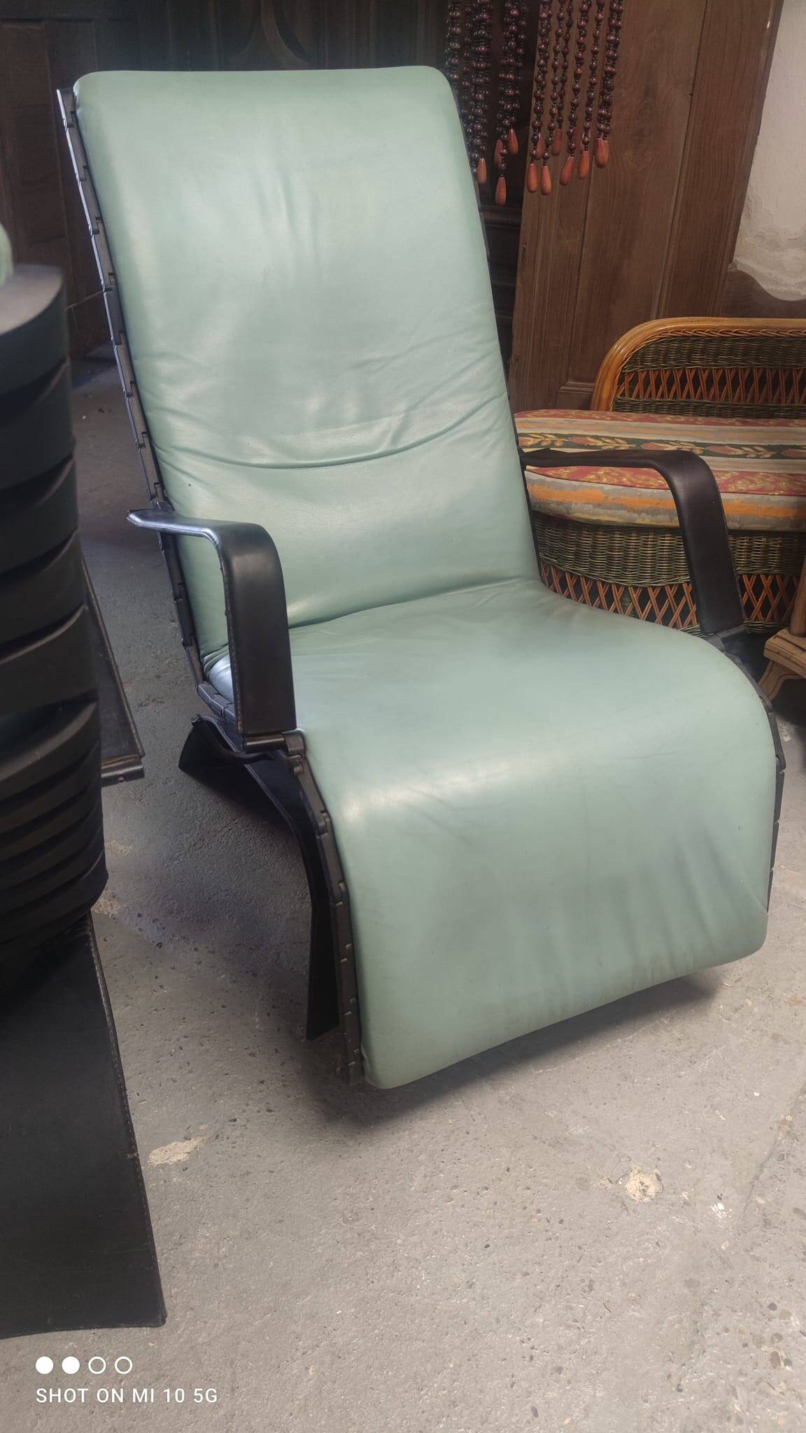 Pair of armchairs model antropovarius ferdinand porsche poltrona frau