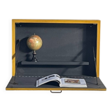 Hanging desk
