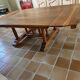 Table ancienne en noyer massif