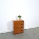 Armoire à chaussures avec poignées rondes noires, n° 2
