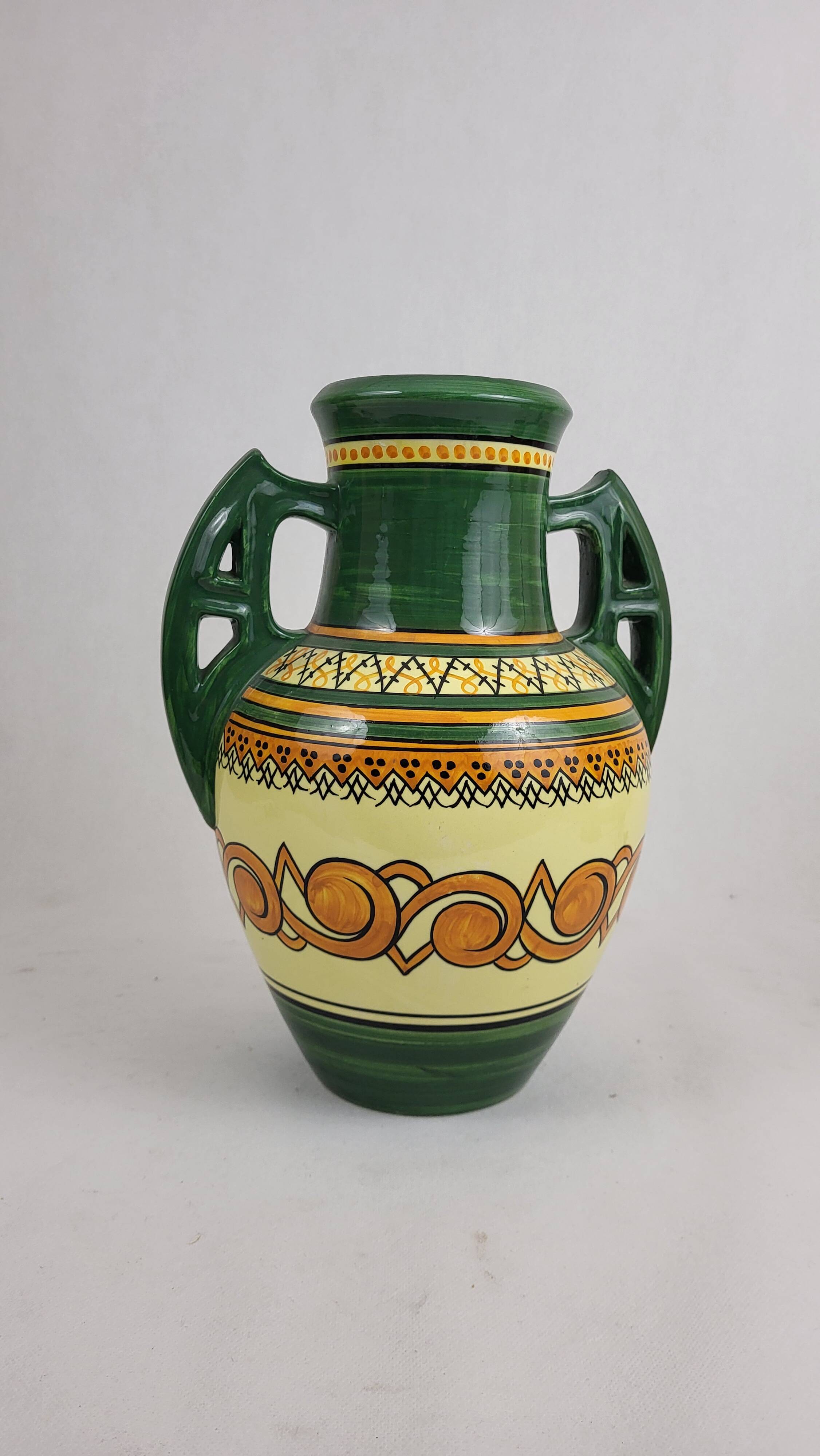 Quimper Henriot ceramic vase