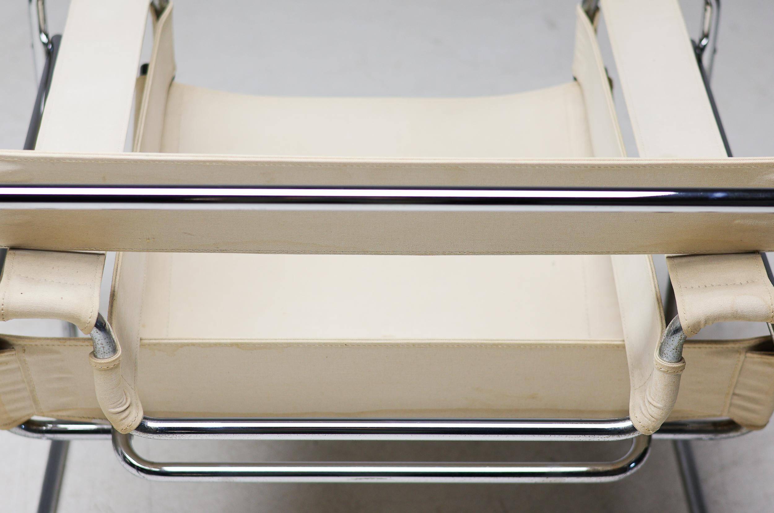 Fauteuil modèle B3 "Wassily" de Marcel Breuer, Gavina