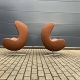 2x Fritz Hansen Egg chair by Arne Jacobsen in Cognac leather, new condition!