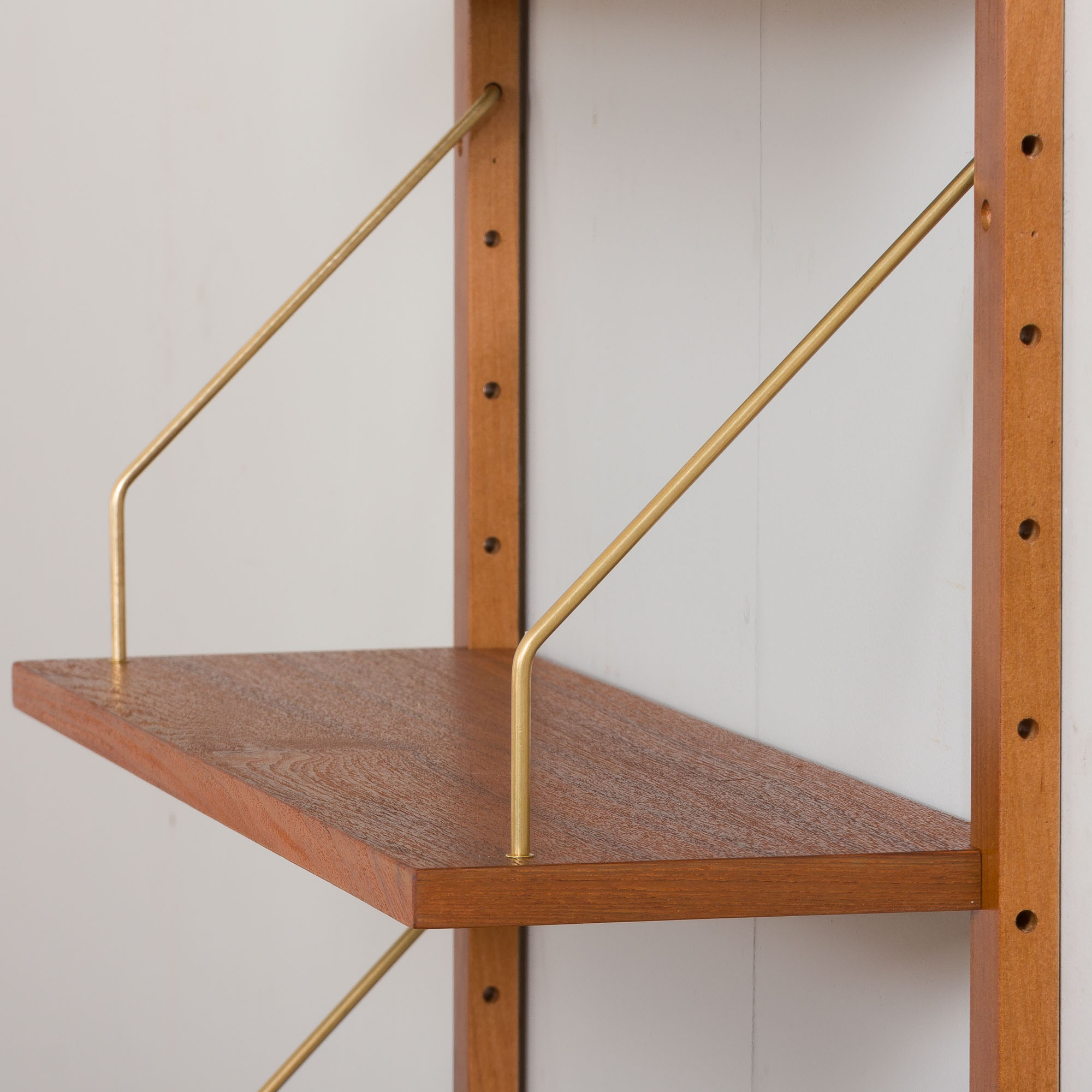 Danish wall unit in teak - modular shelving system 6 shelves