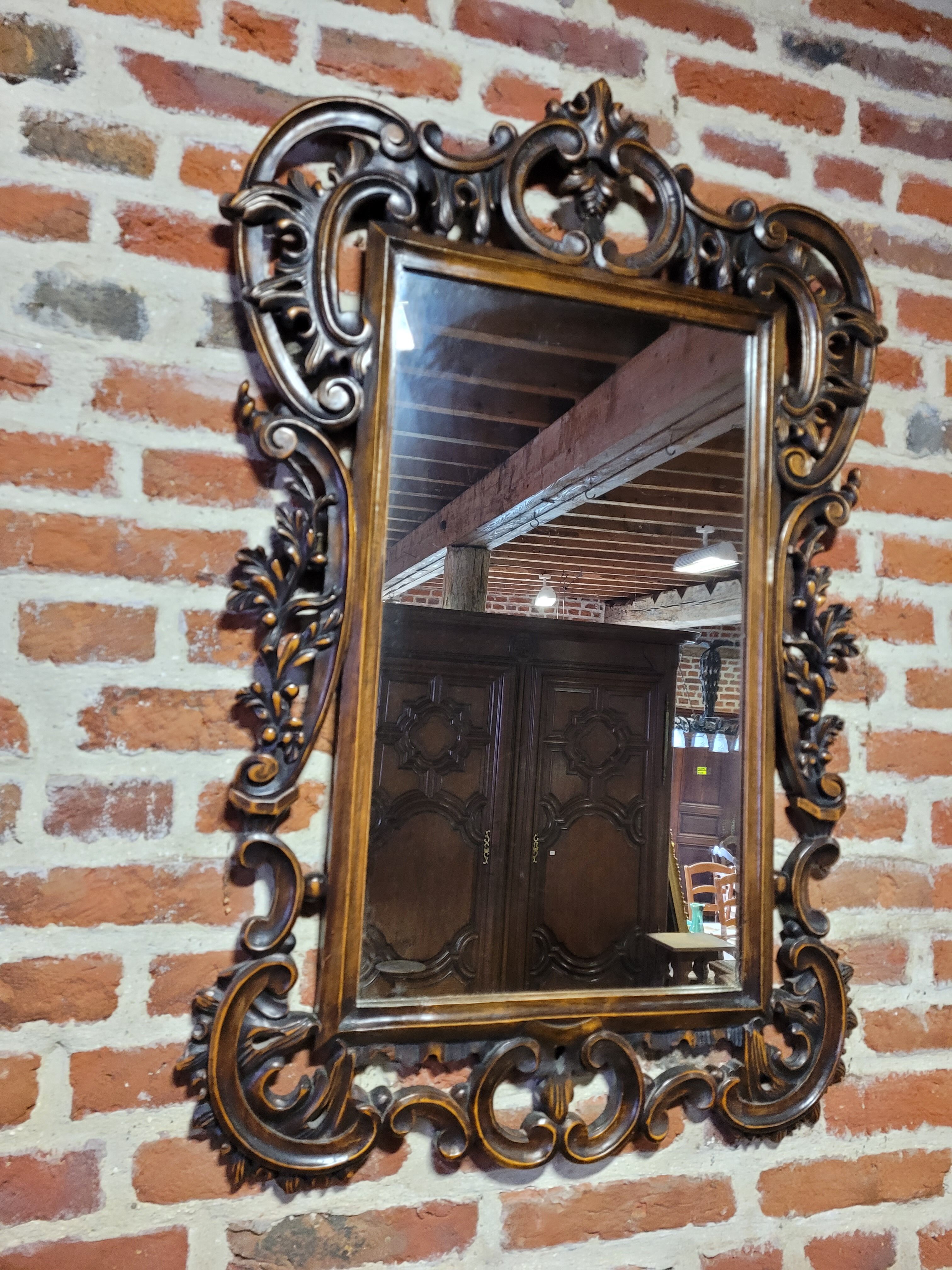 Carved wood mirror in cherry tree 100x75cm